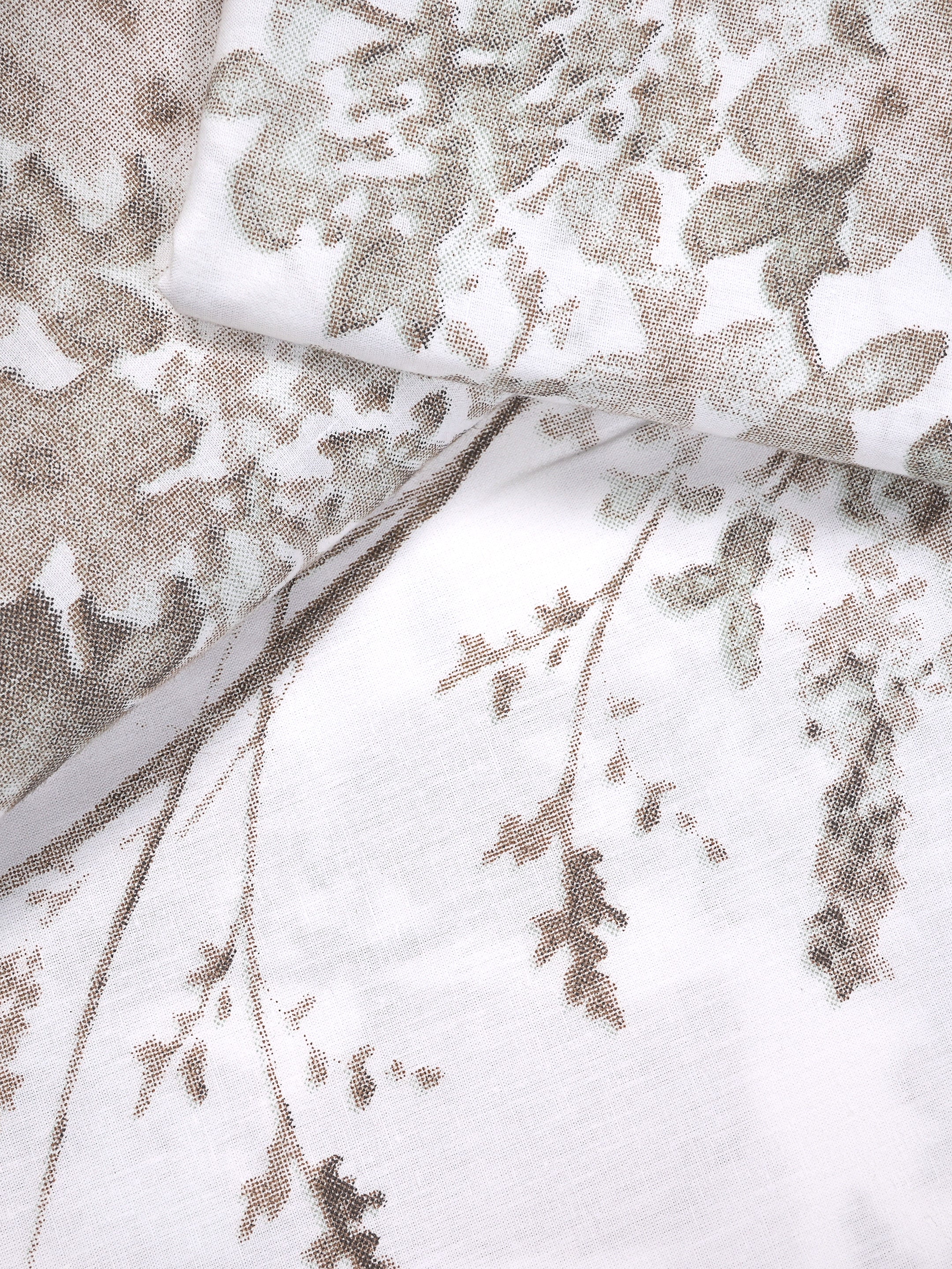 Ava Soft Bed Sheet Set | Smooth Finish Cotton Blend | Includes 2 Pillow Covers - Image 16