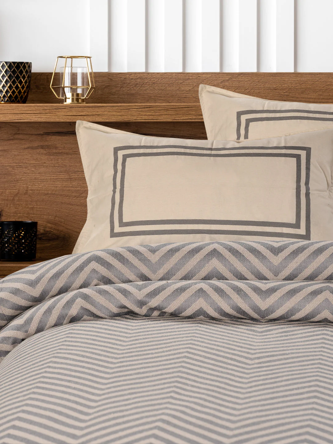 Chevron Damask Cotton Bed Cover with 2 Pillow Covers | King/Queen Size - Image 16