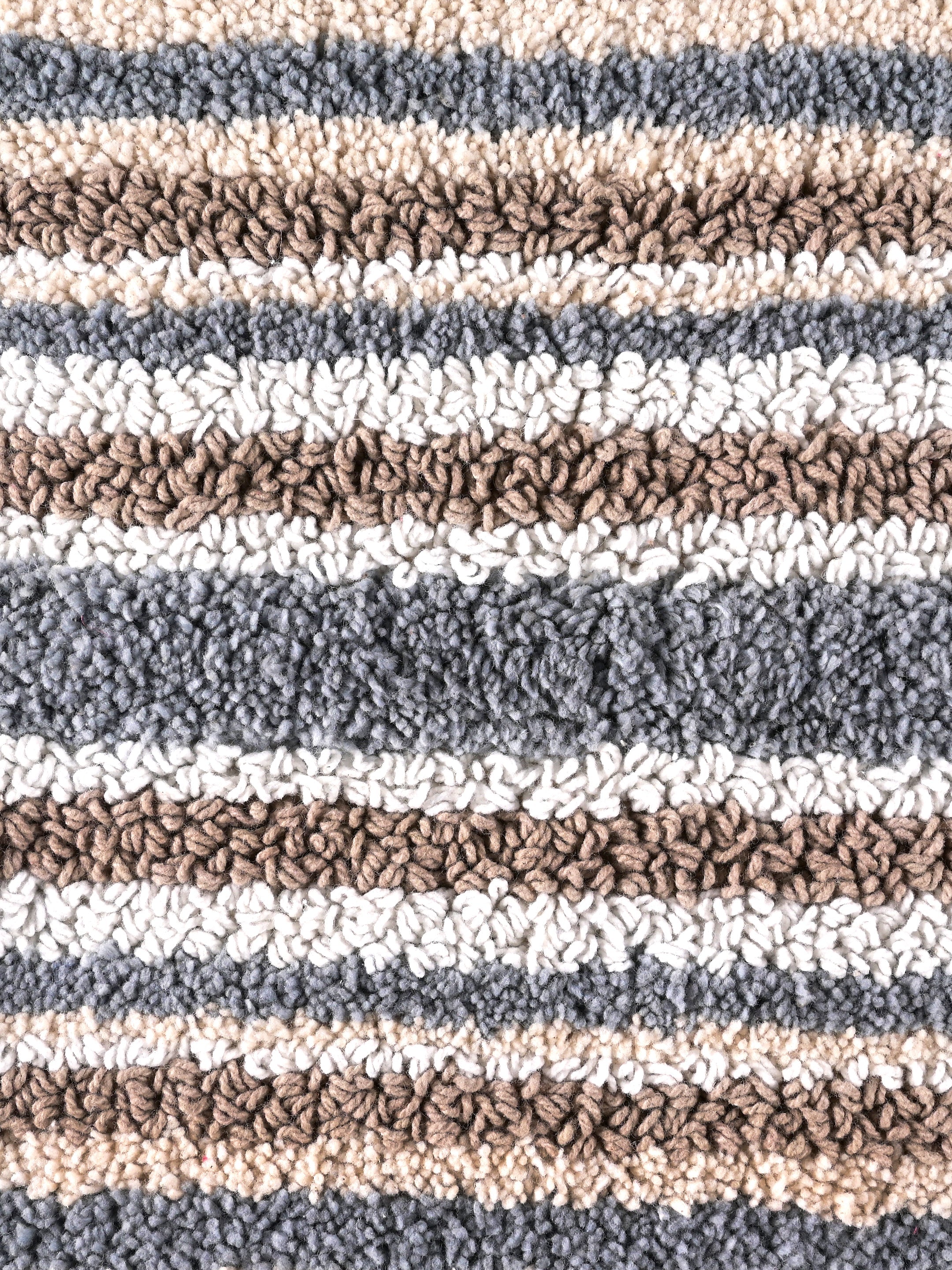 CLAIRE Reversible Soft Bathmat | Dual-Sided Comfort - Image 9