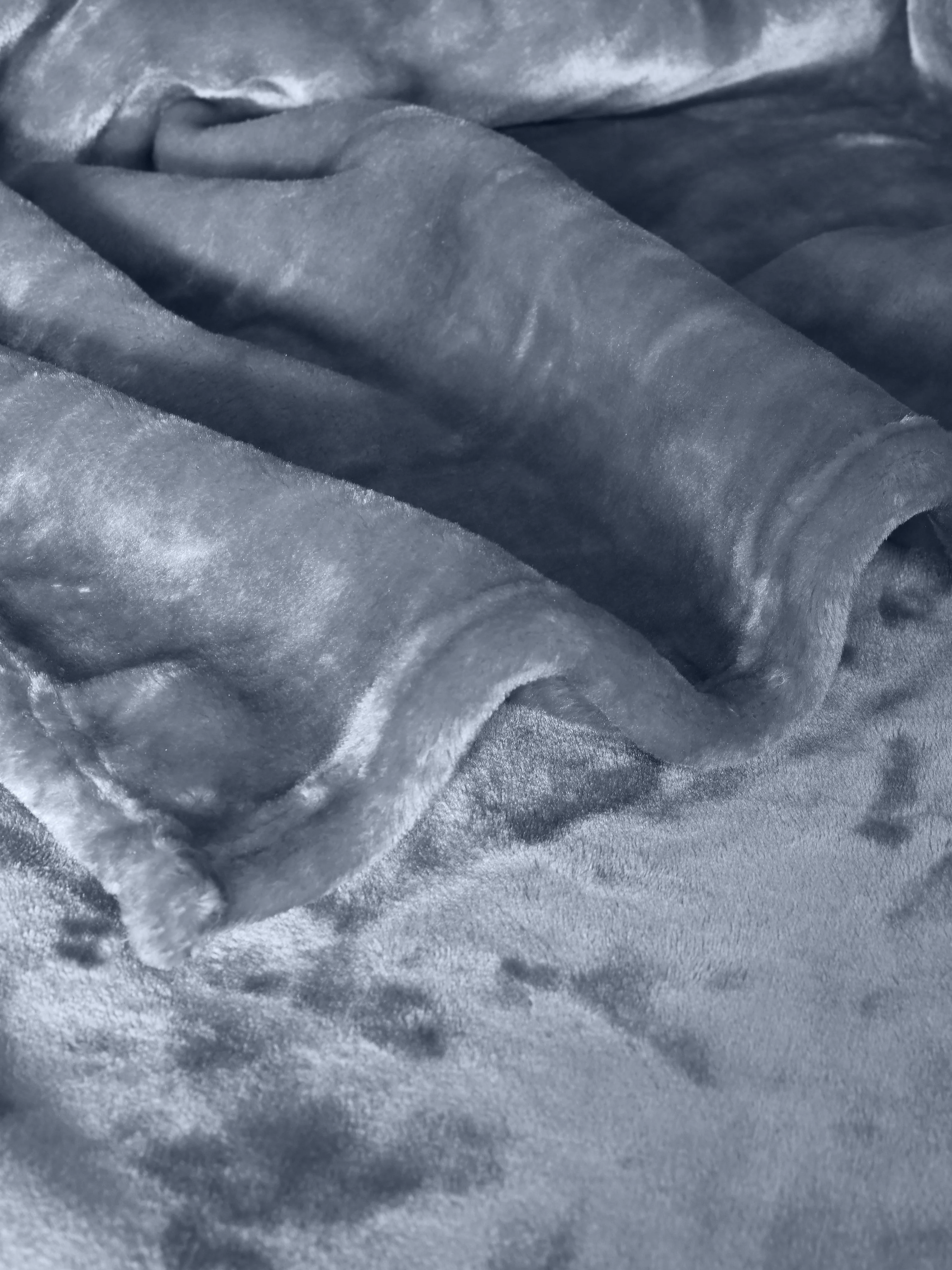 Cloudy All Season Light Weight Mink Blanket - Image 18