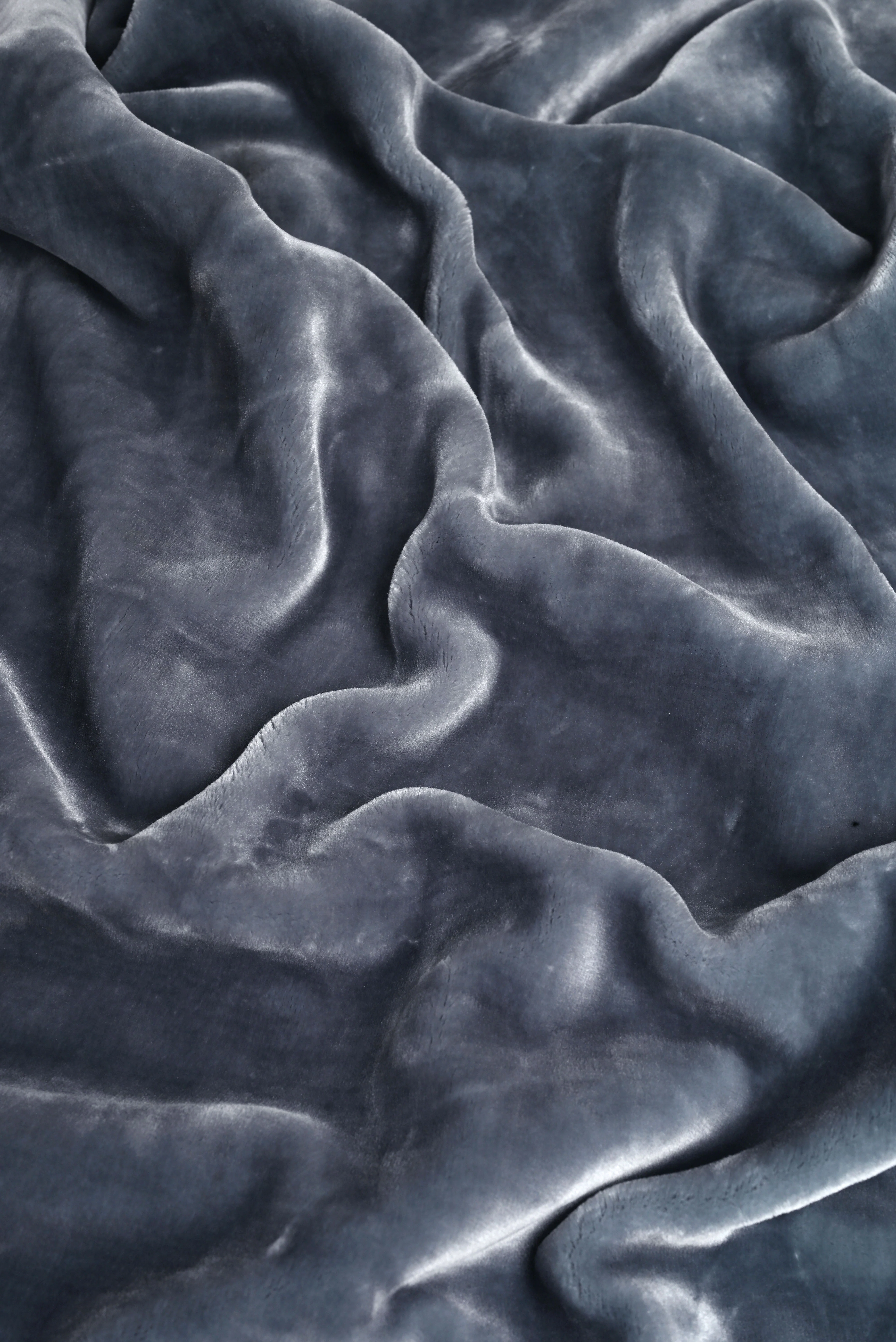 Cloudy All Season Light Weight Mink Blanket - Image 19