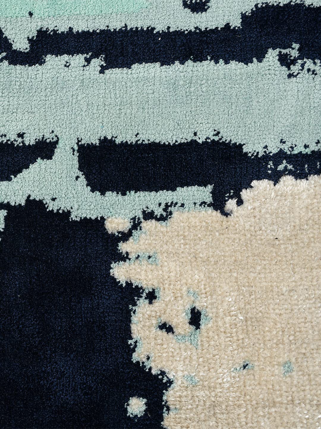 Cryst Yarn Art Carpet | Level Cut Shiny Matte Yarn Carpet with Elegant Texture - Image 3