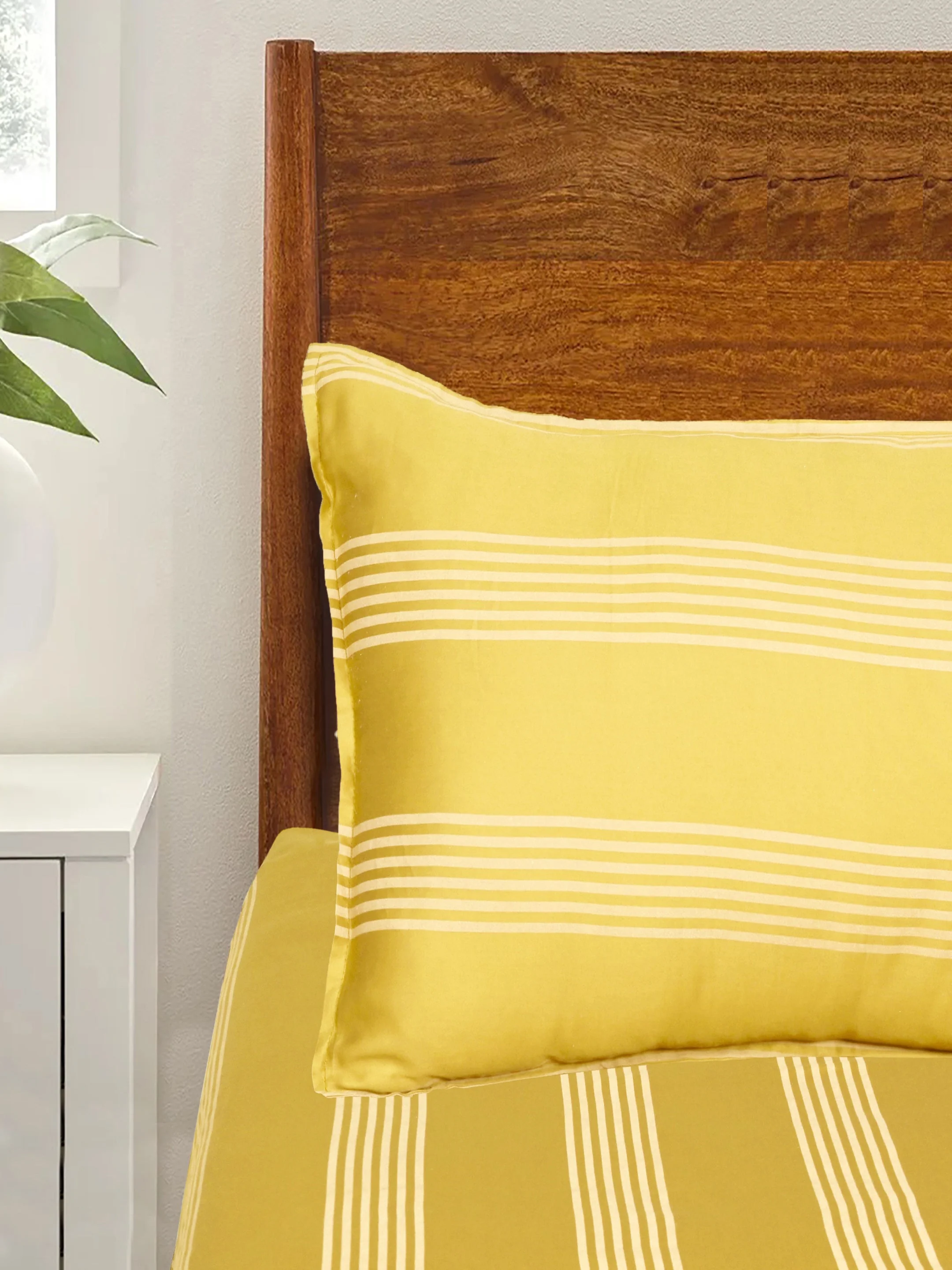 Dhari Soft Satin Weave Cotton Bedsheet | 300 TC | With 2 Pillow Covers - Image 9