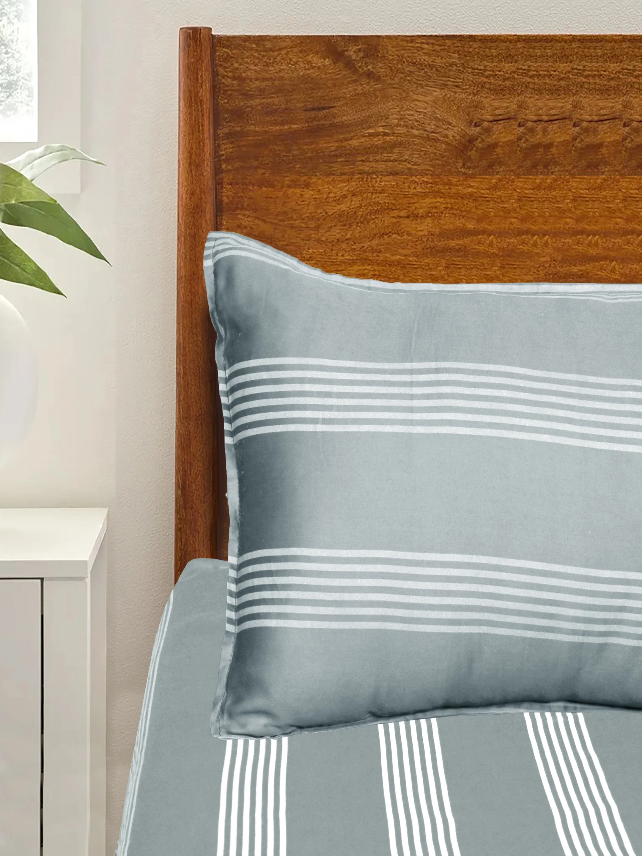 Dhari Soft Satin Weave Cotton Bedsheet | 300 TC | With 2 Pillow Covers - Image 11