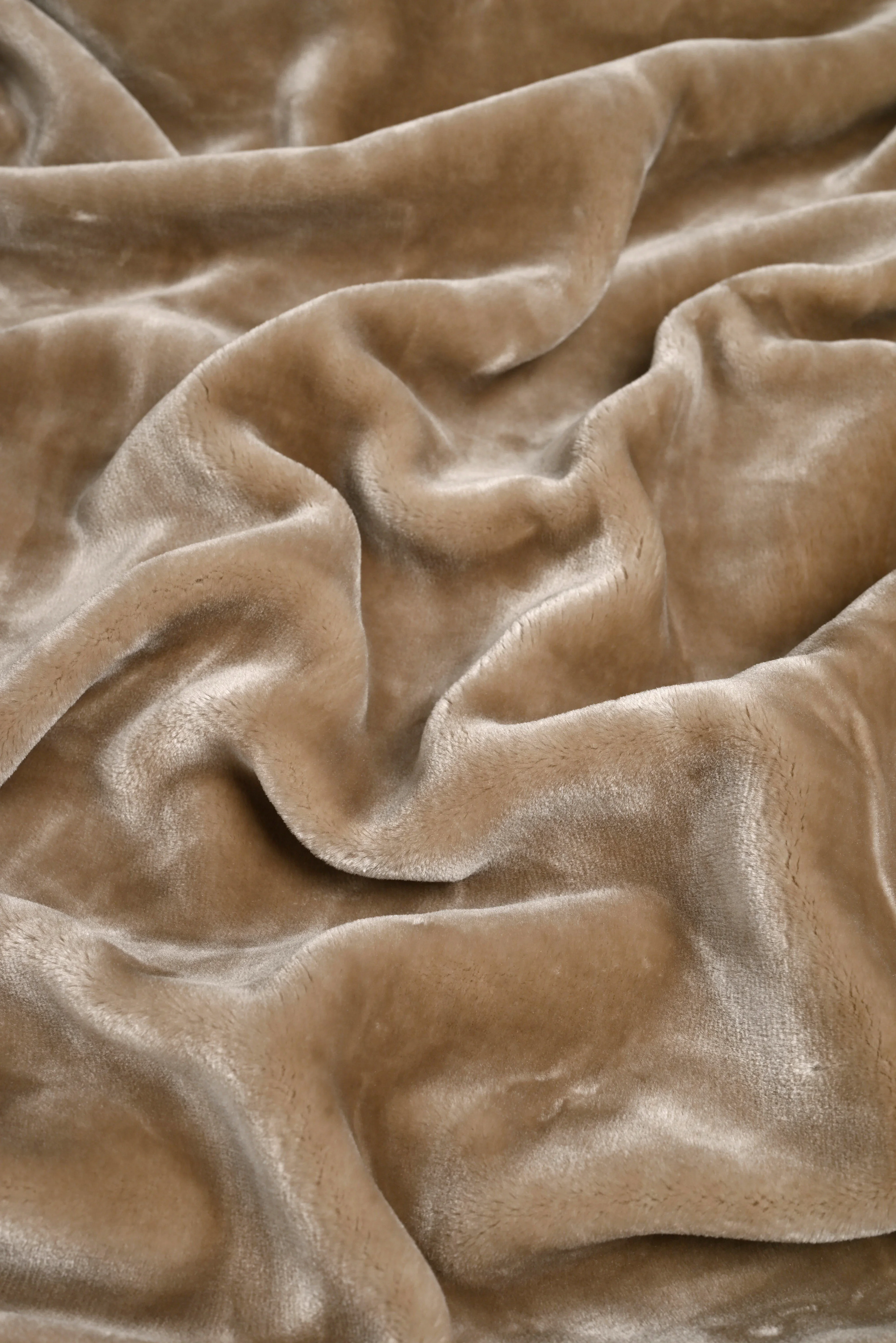 Double Sided Winter Mink Blanket - Image 23