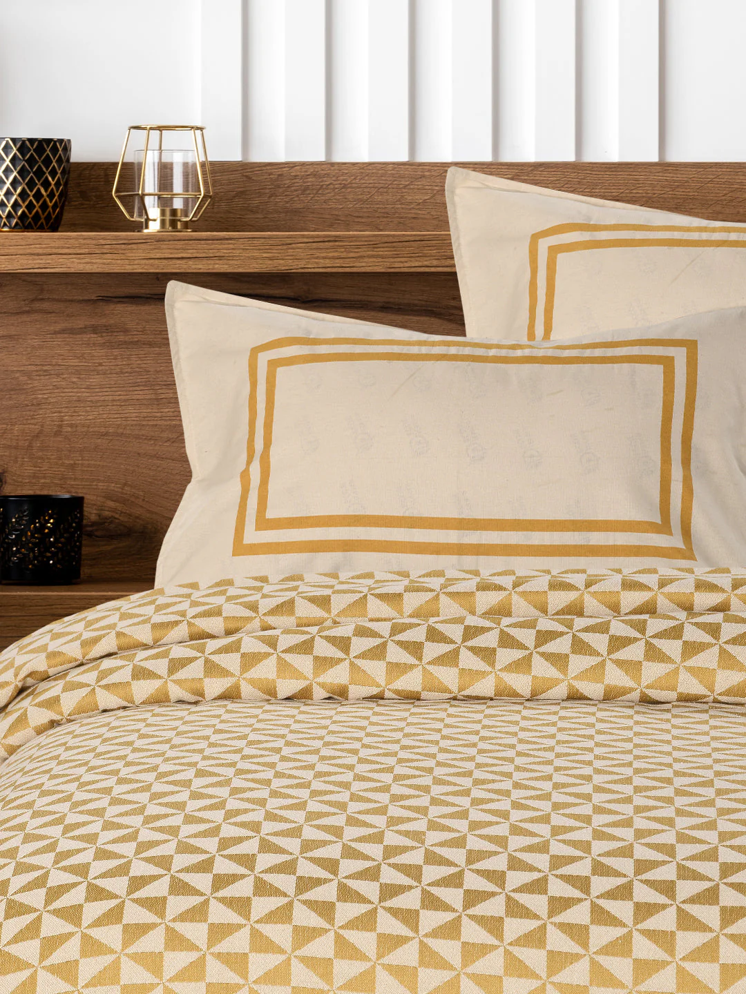 Firki Damask Cotton Bed Sheet Set | Luxurious Weave | Includes 2 Pillow Covers - Image 6