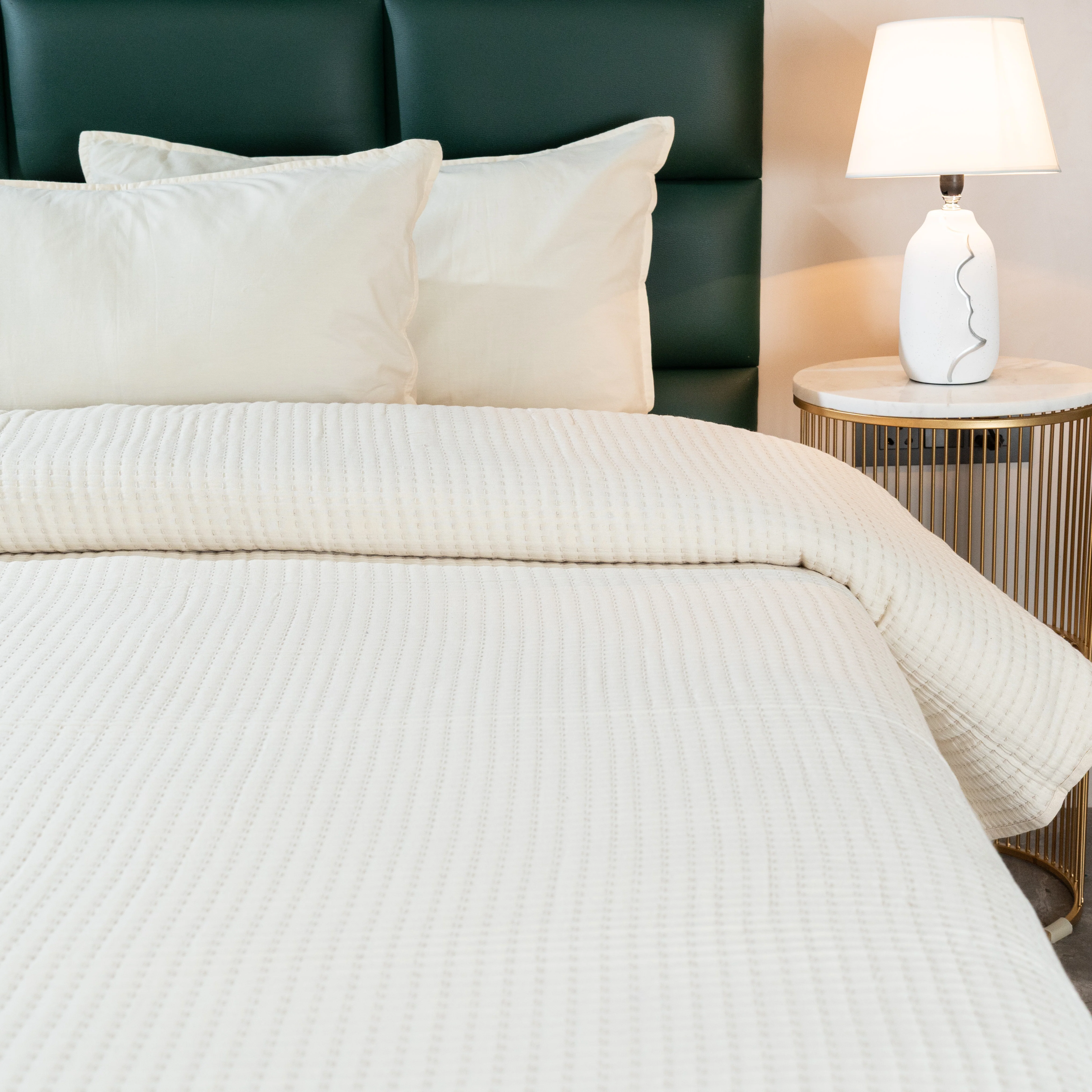 GIFT BOX | COTTON Ivory Bedsheet-Cover | Matching Ivory Quilt/Comforter | Combo Set For Gift & Daily Use - Image 4