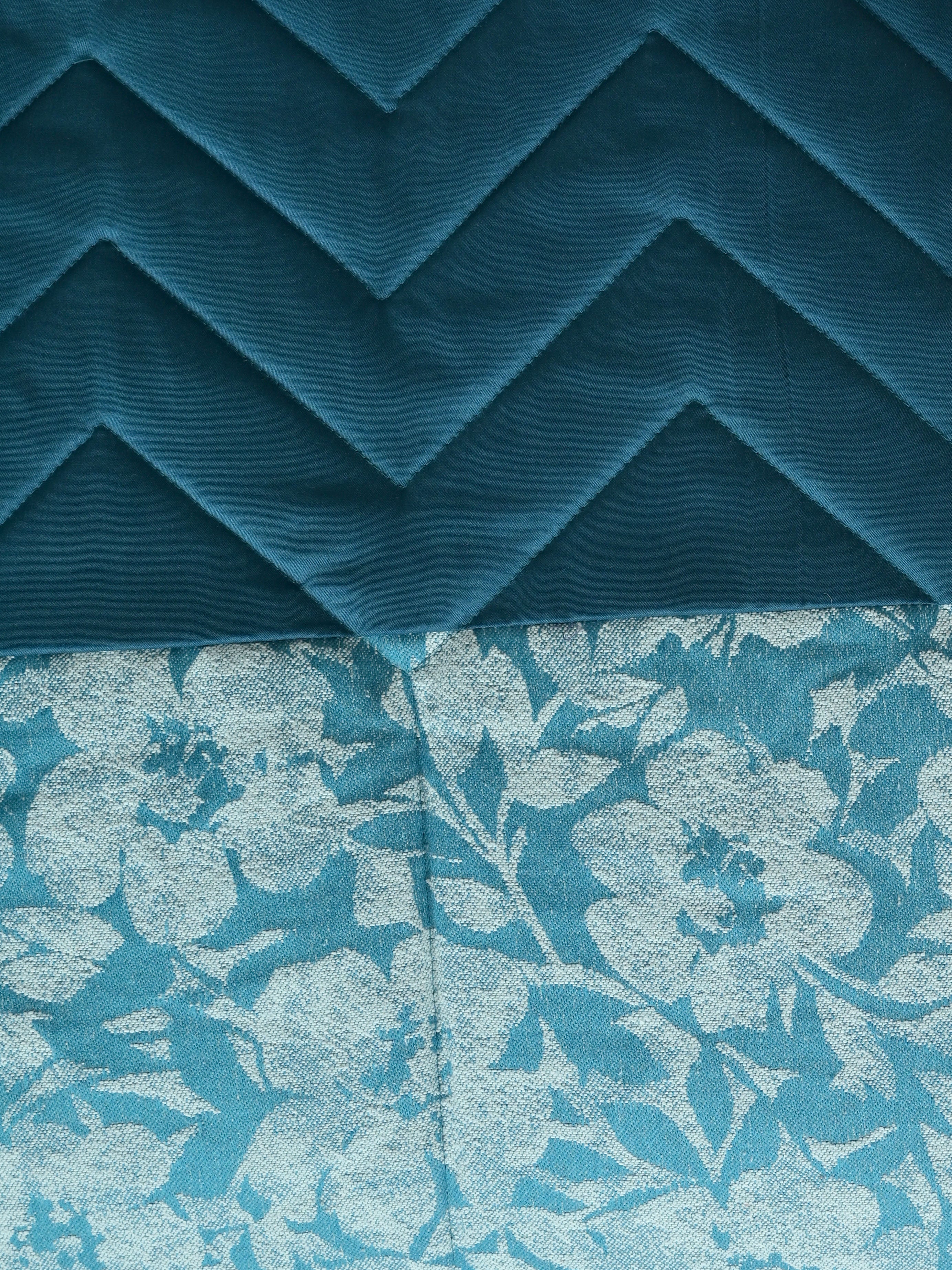 GIFT BOX | Kanan Teal Cotton Bedsheet-Cover | Matching Teal Reversible Quilt/Comforter | Combo Set For Gift & Daily Use - Image 4