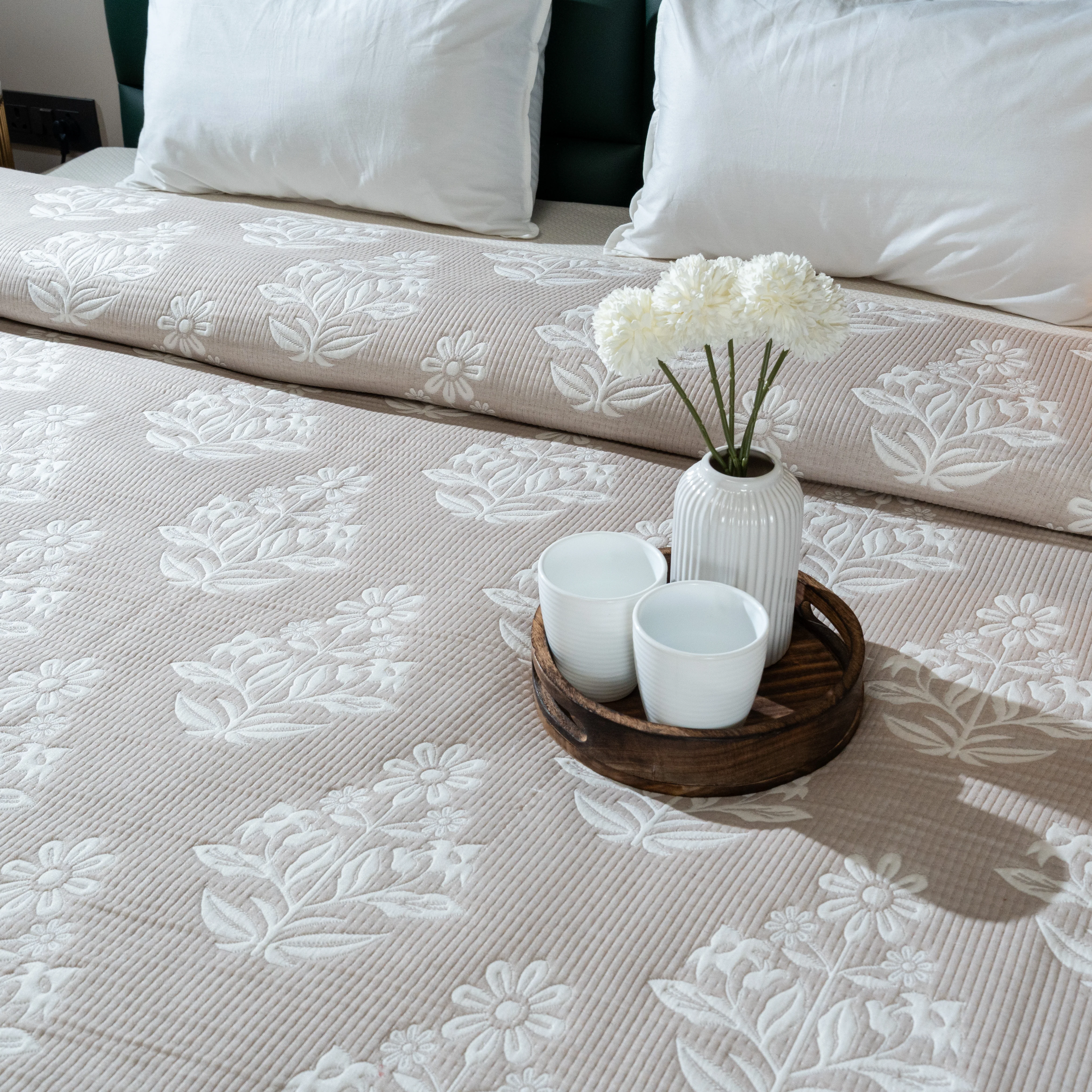 Booti All Season Bedspread/Comforter/Quilt - Image 4