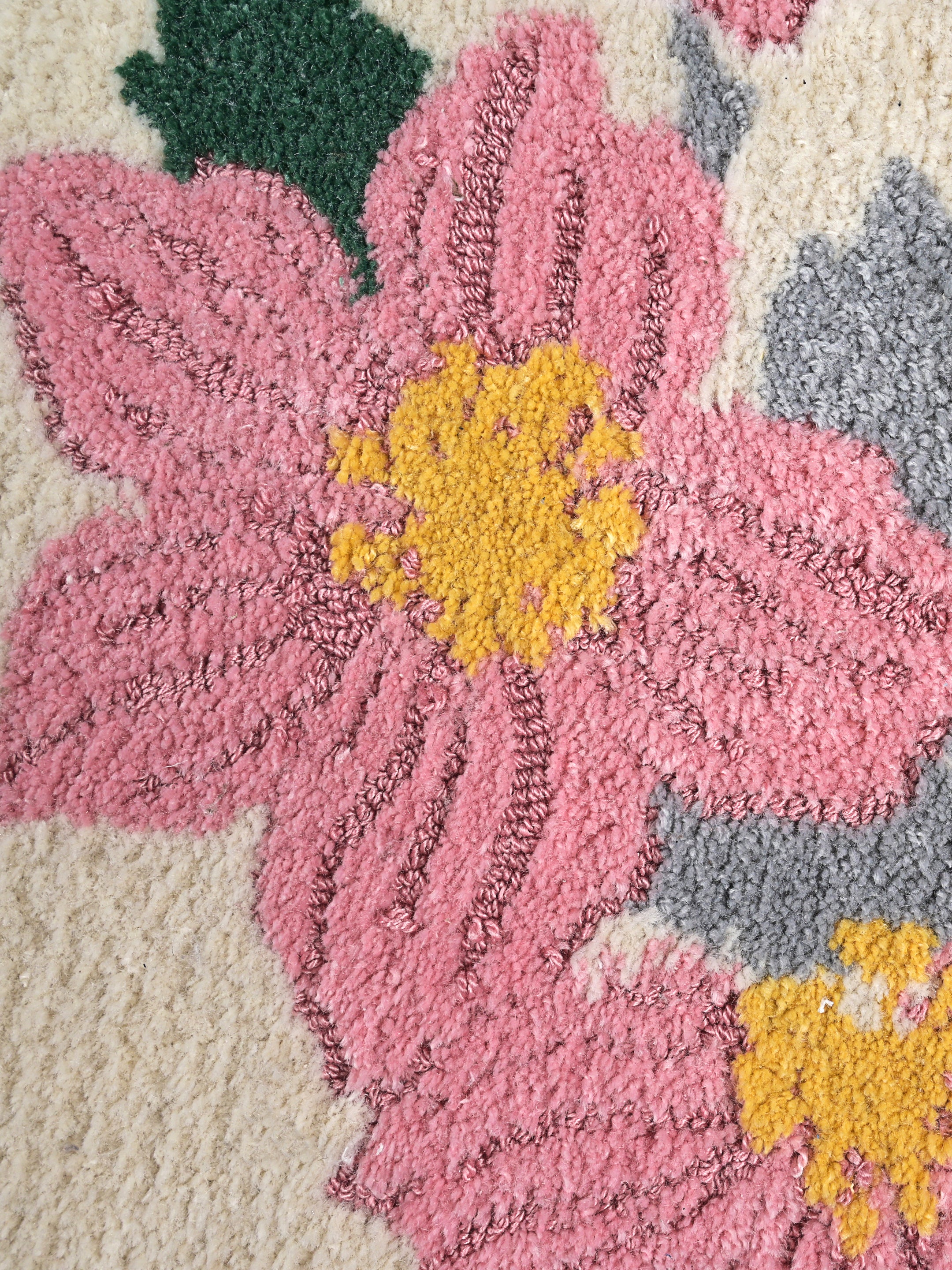 SAFA Hand-Tufted P.E.T Yarn Carpet | Soft & Long-Lasting - Image 8