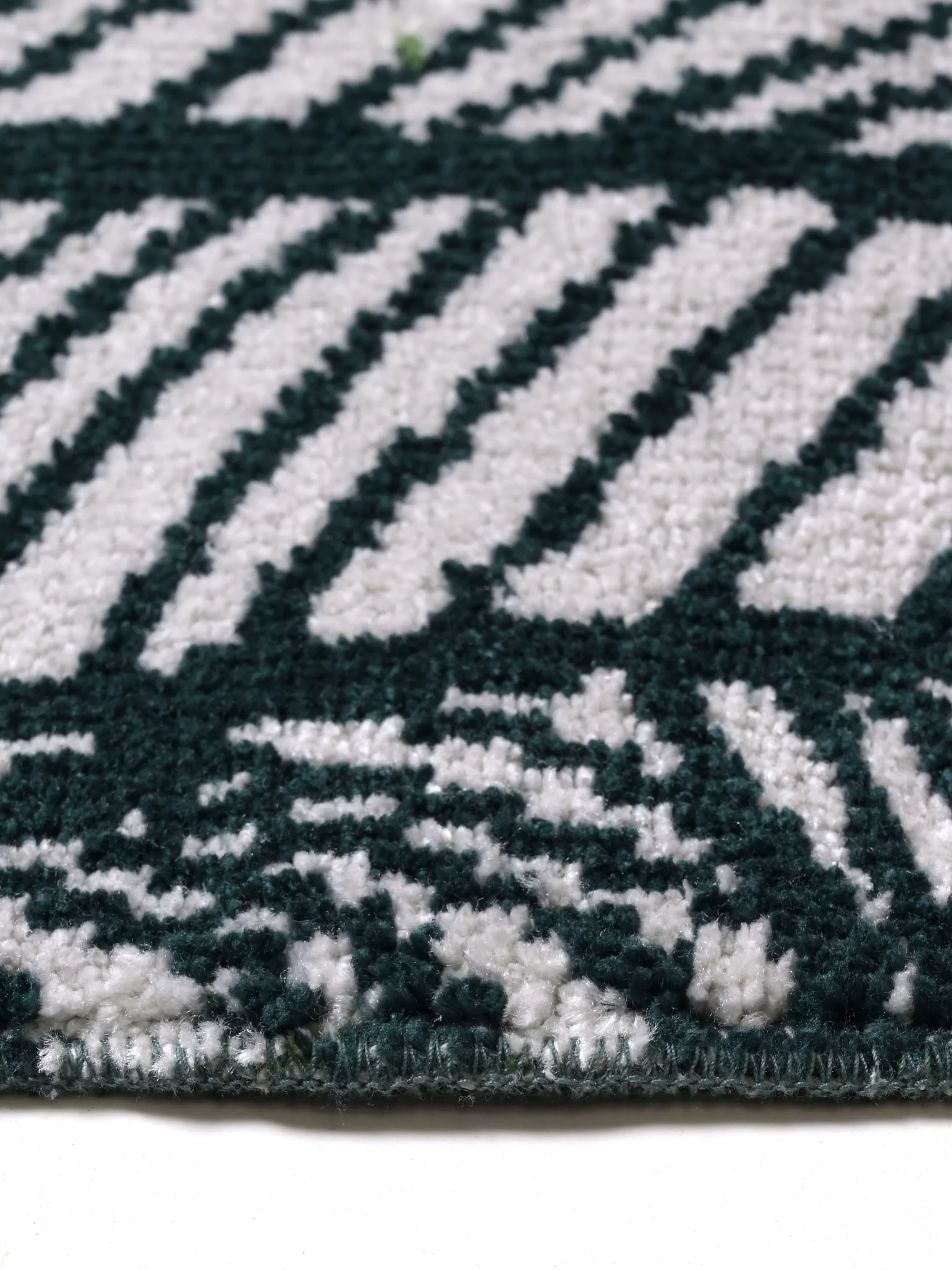 Kera Soft Pile Carpet | Modern Design with Velvety Texture - Image 4