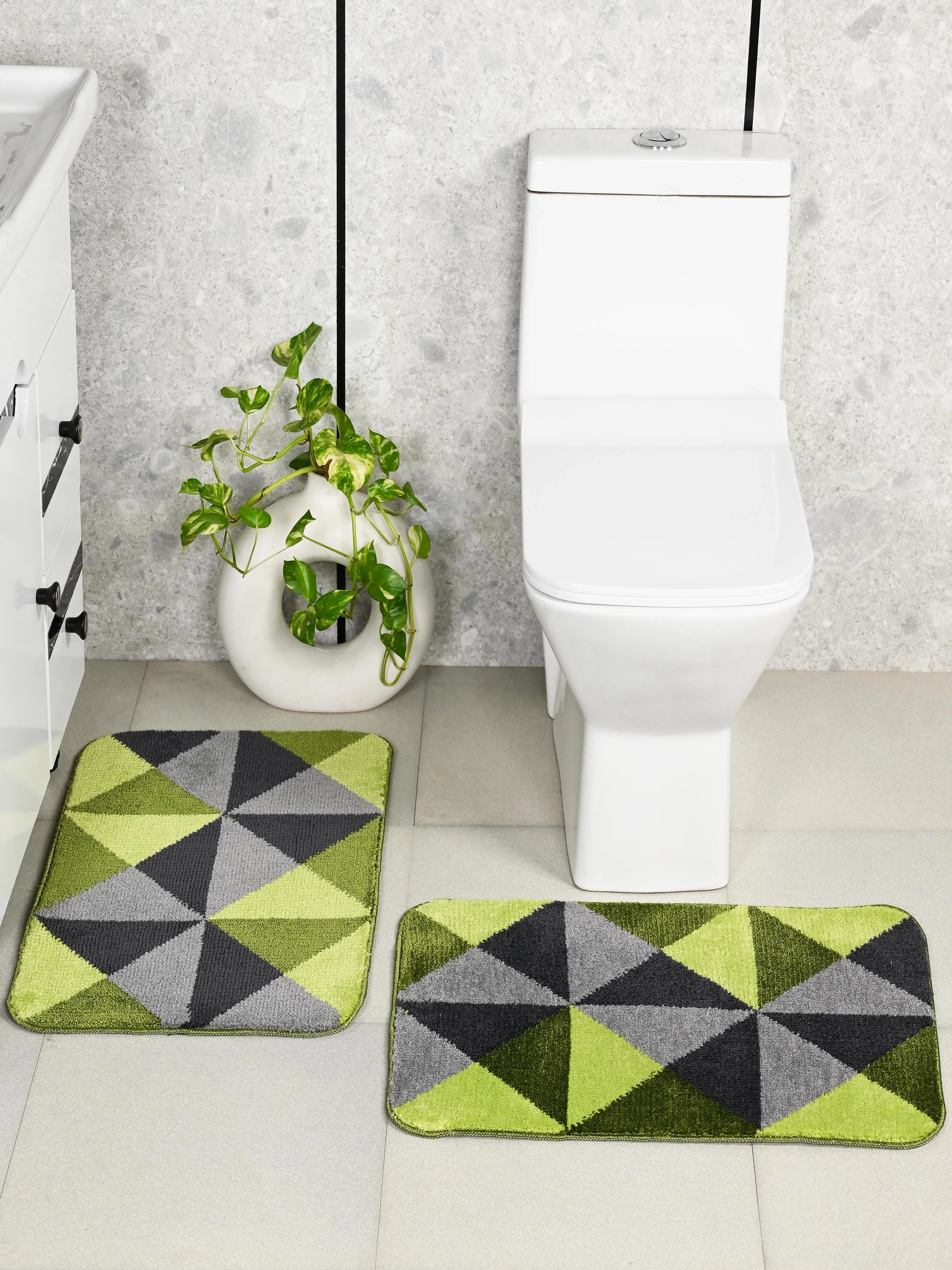 MOVE Soft Anti-Slip Bathmat – Plush Comfort with Durable Grip Base - Image 24