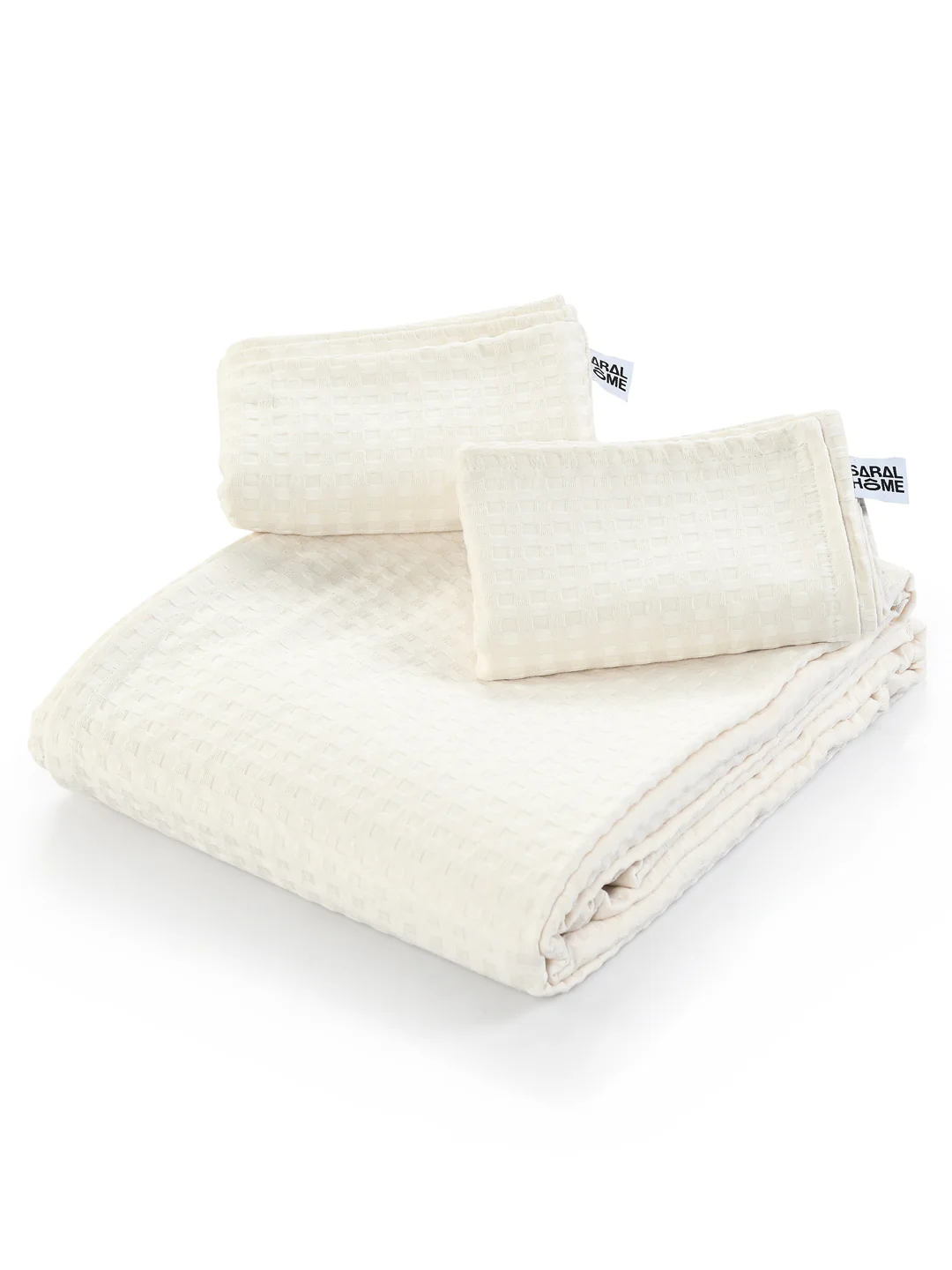 Bedding Combo Set | Includes 1 Bedsheet, 2 Pillow Covers & 1 Quilt/ Comfortor - Image 5