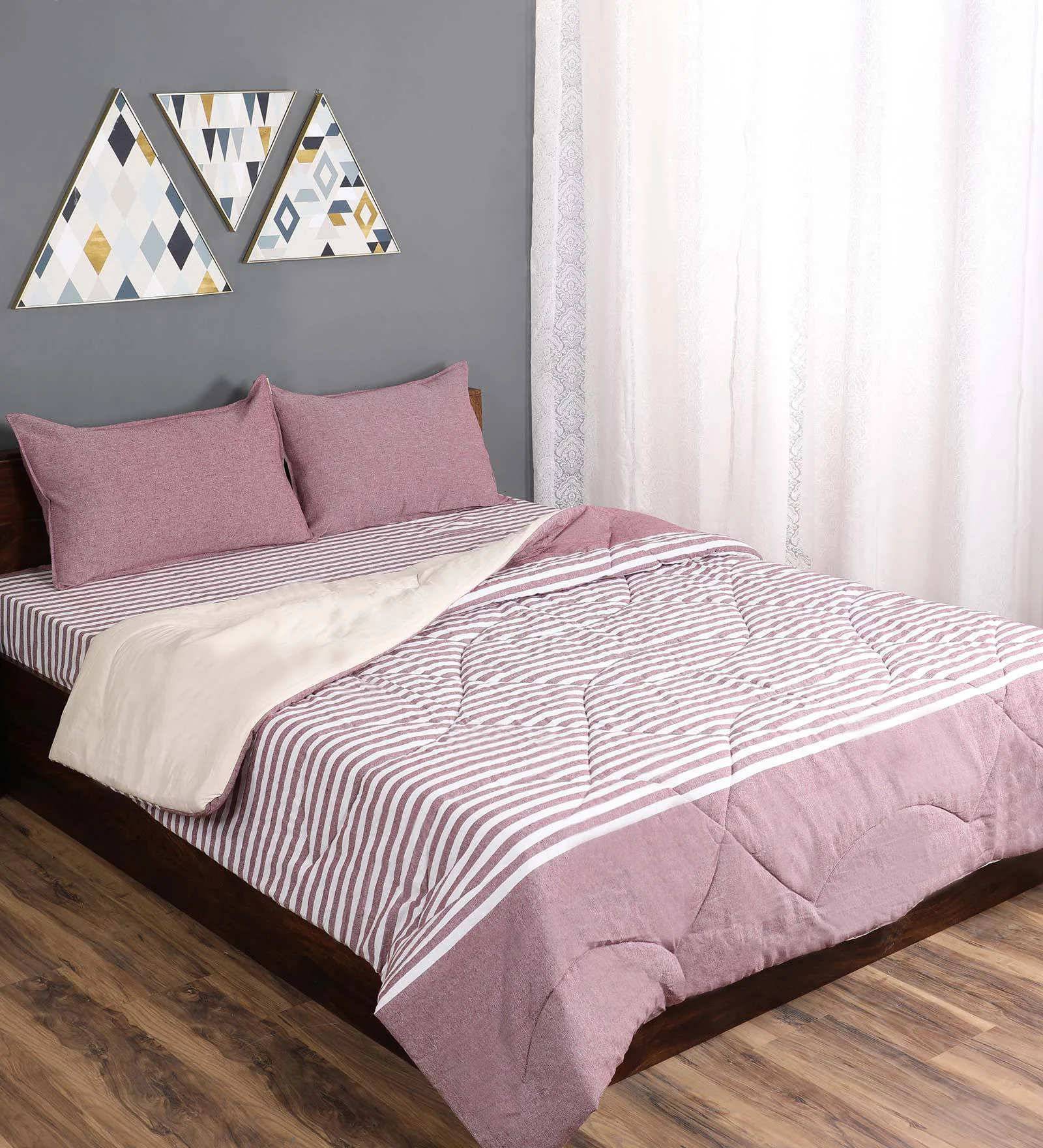 Bedding Combo Set | Includes 1 Bedsheet, 2 Pillow Covers & 1 Quilt/ Comfortor - Image 3