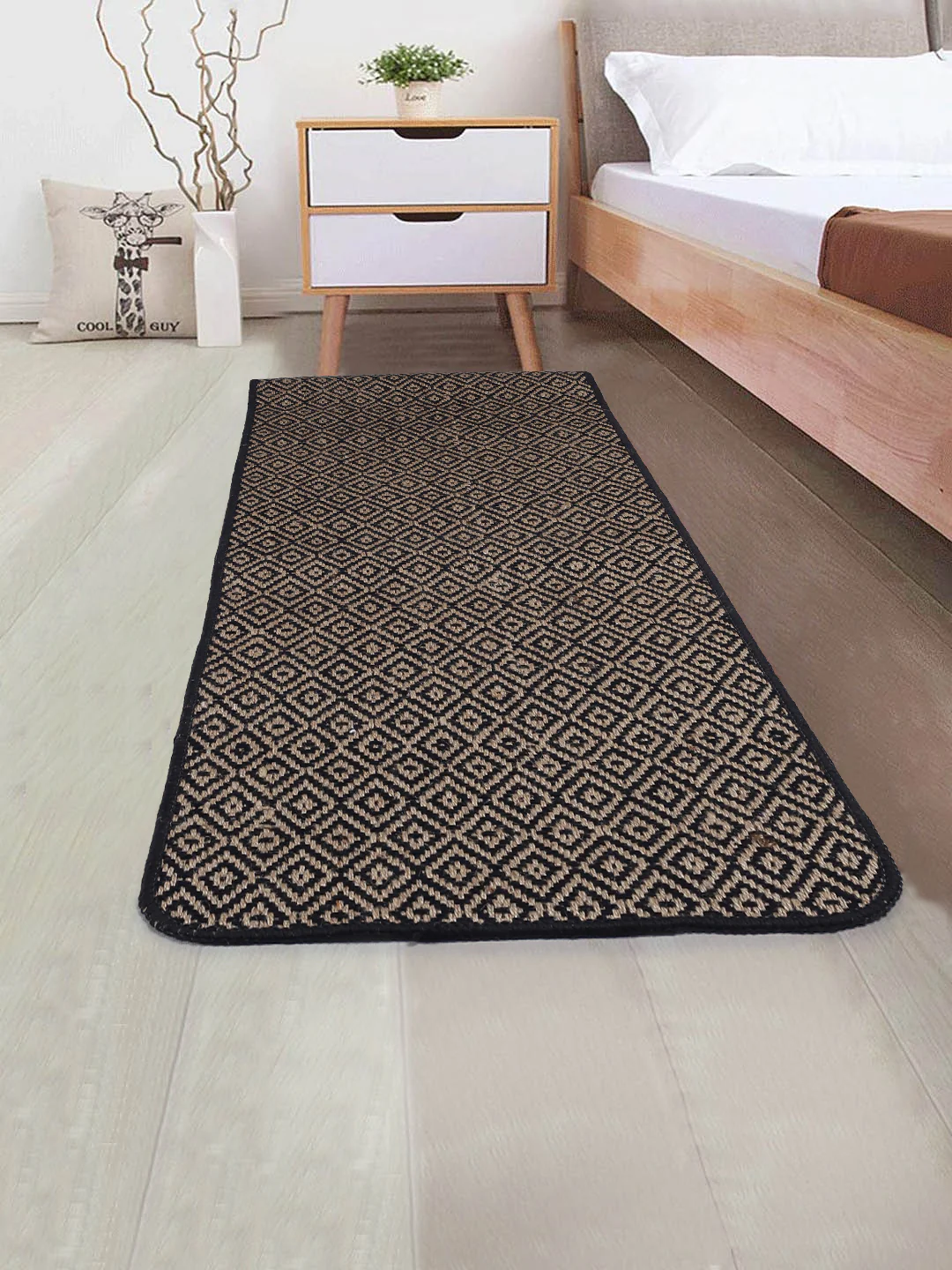 Mini Diamond Jute & Cotton Runner | Handwoven Texture & Anti-Slip Base - Image 6