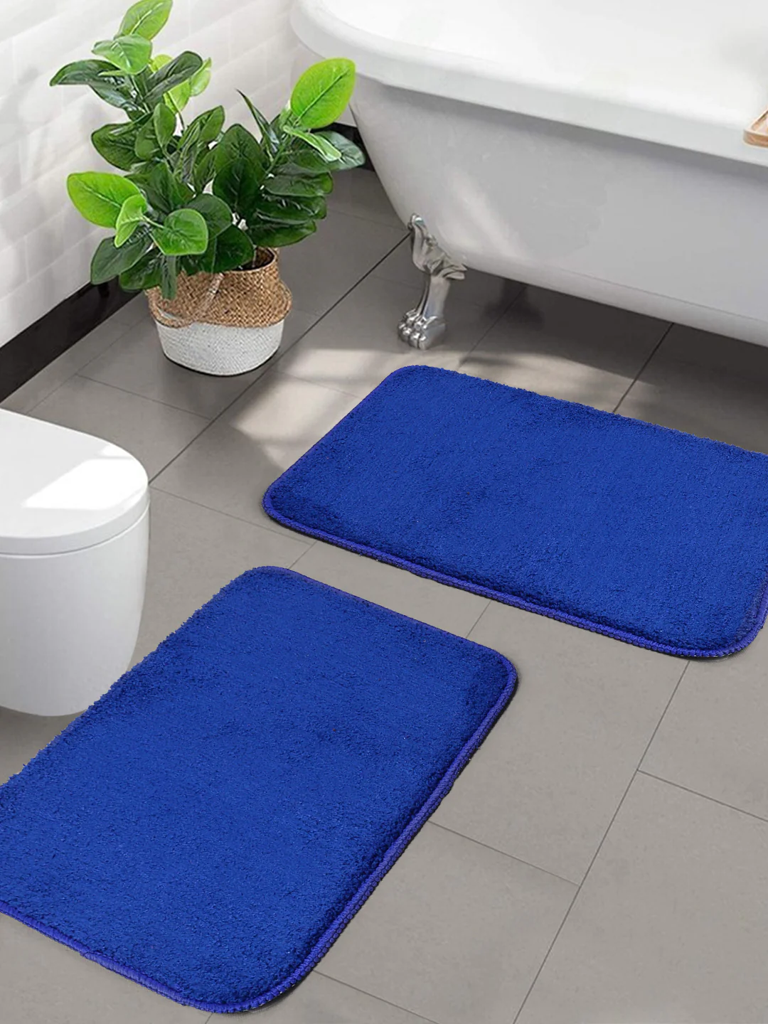 Soft Microfiber Anti-Skid Bath Mat Combo - Image 10