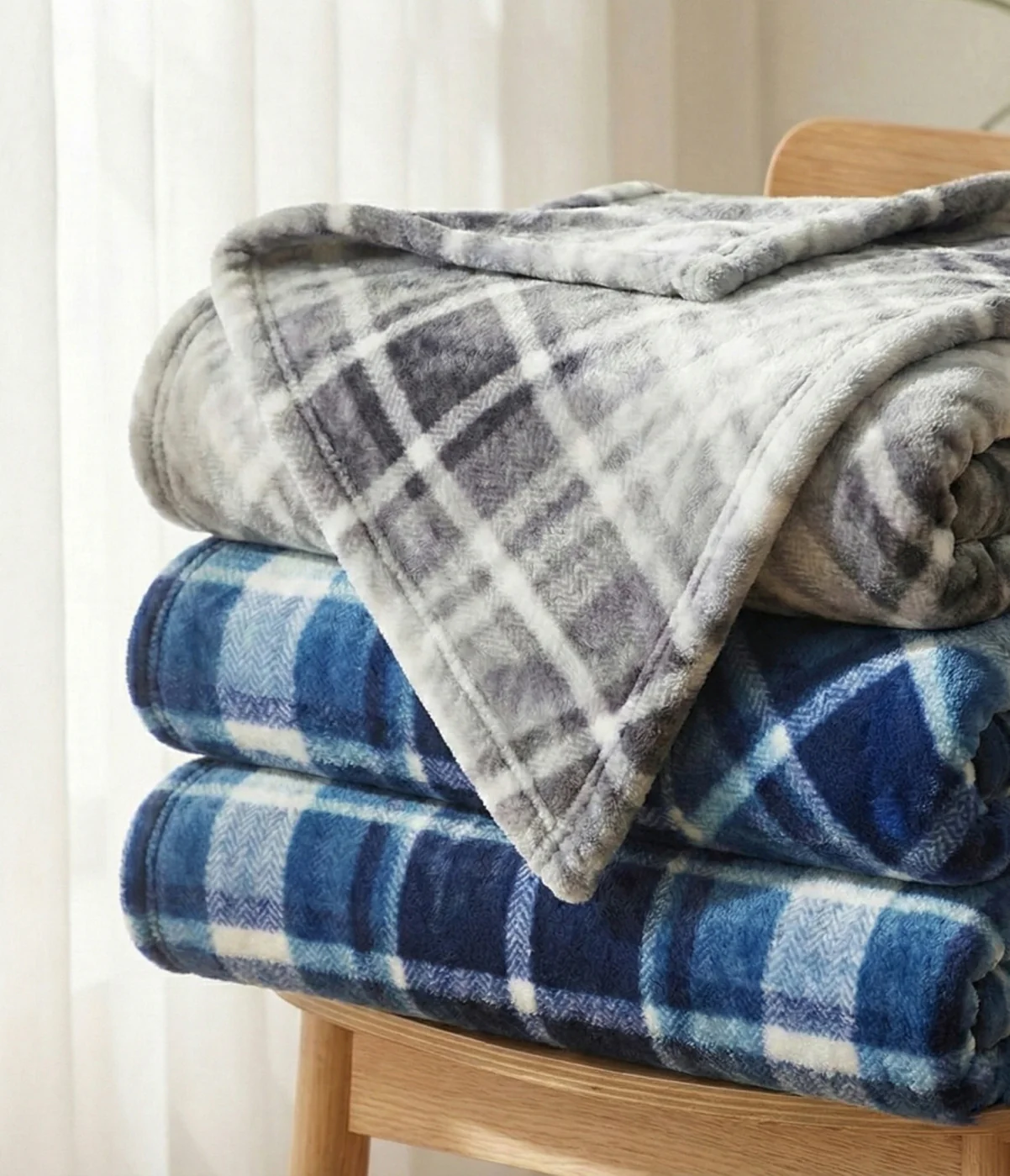 Scott Lightweight All Season Mink Blanket - Image 11